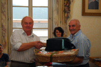 Fabio Del Ghianda premiato da Pietro Gandolfo